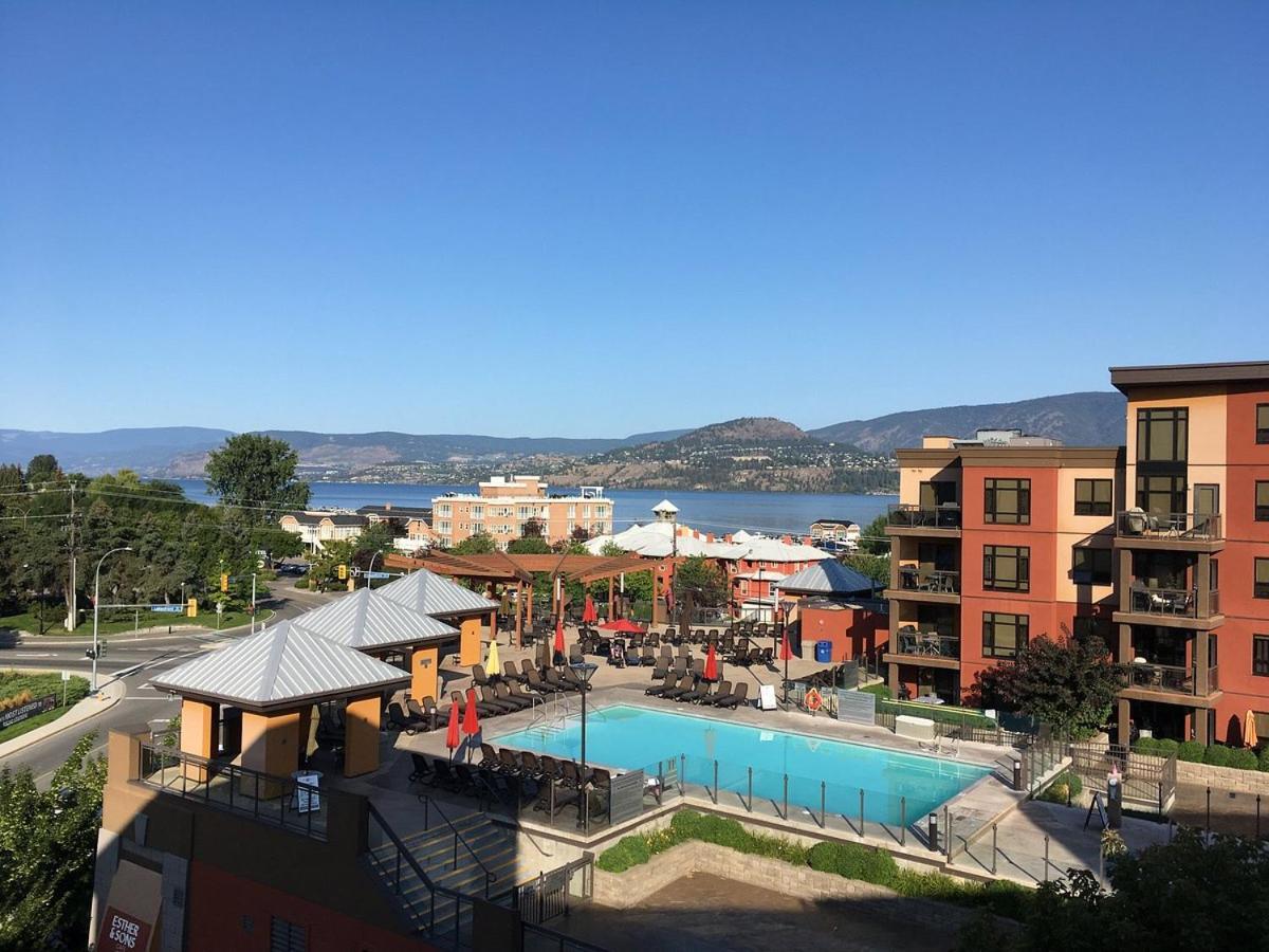 Upgraded Lakeside Resort Dream Vacation Home 킬로나 외부 사진